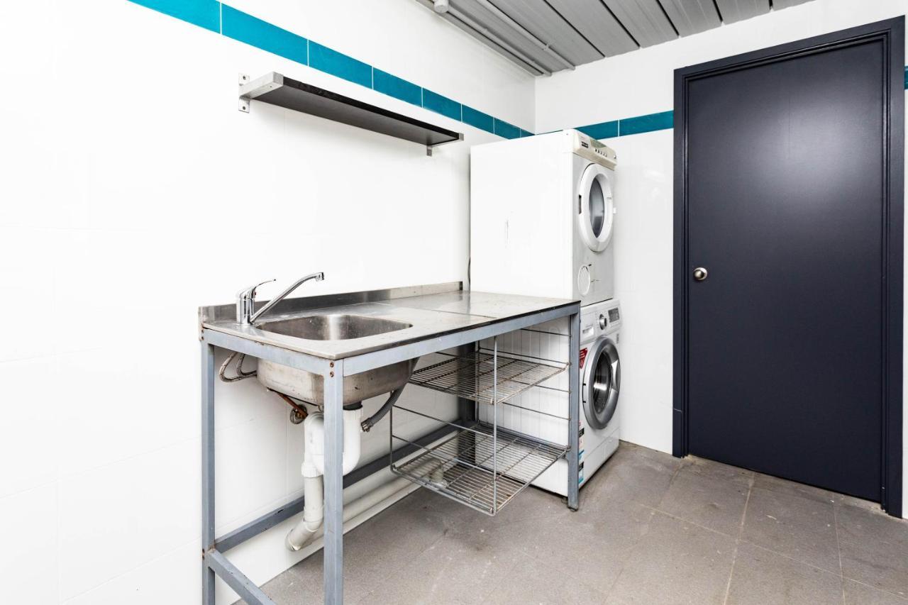 איירלי ביץ' Airlie Sun & Sand Accommodation Studio #1 מראה חיצוני תמונה